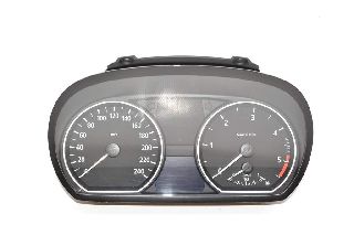 BMW 1er E87 03-12 Instrument cluster Speedo diesel 240 km / h Manual