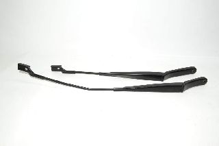 VW Jetta 1K 05-10 Wiper Front L + R for aero wiper blades