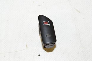Audi Q5 8R 13- Switch button for track change assistant