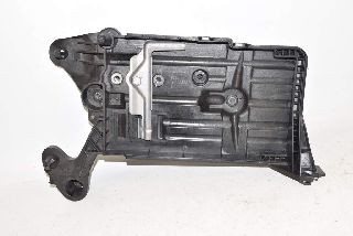 Seat Leon 5F 14- Battery box Battery Console lower part