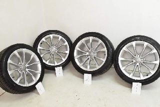 Audi A5 8T 07-12 Rims aluminum rims summer 8,5J 18 "ET 29 245 / 40ZR18 Dunlop SP