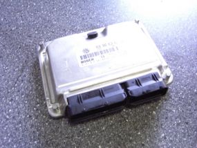 VW Passat 3B 96-00 Engine control unit ECU computer 1,9TDI PD ATJ