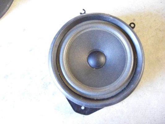 Audi A4 B6 8E 00-04 speaker for door