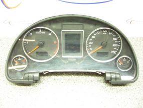 Audi A4 B7 8E 04-08 Instrument cluster Speedo diesel automatic